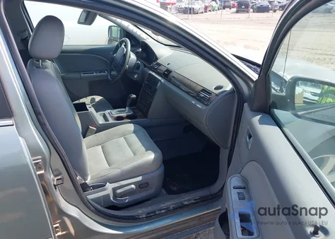 2006 Ford Five Hundred Sel from USA, damaged, VIN 1FAFP24116G153951